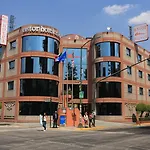 Hotel Astor